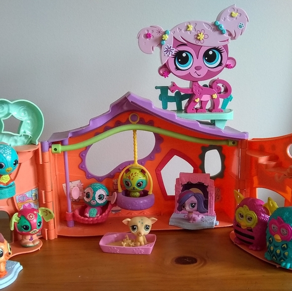 little pet shop Toys Littlest Pet Shop Club House Play And More